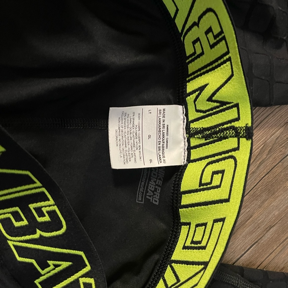 Nike Mens Pro Combat Recovery Tight Large Tall - Picture 2 of 5